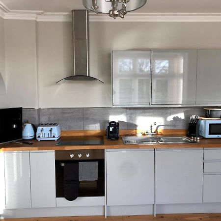 Stunning 2 Bed Georgian Apartment Swafield 外观 照片