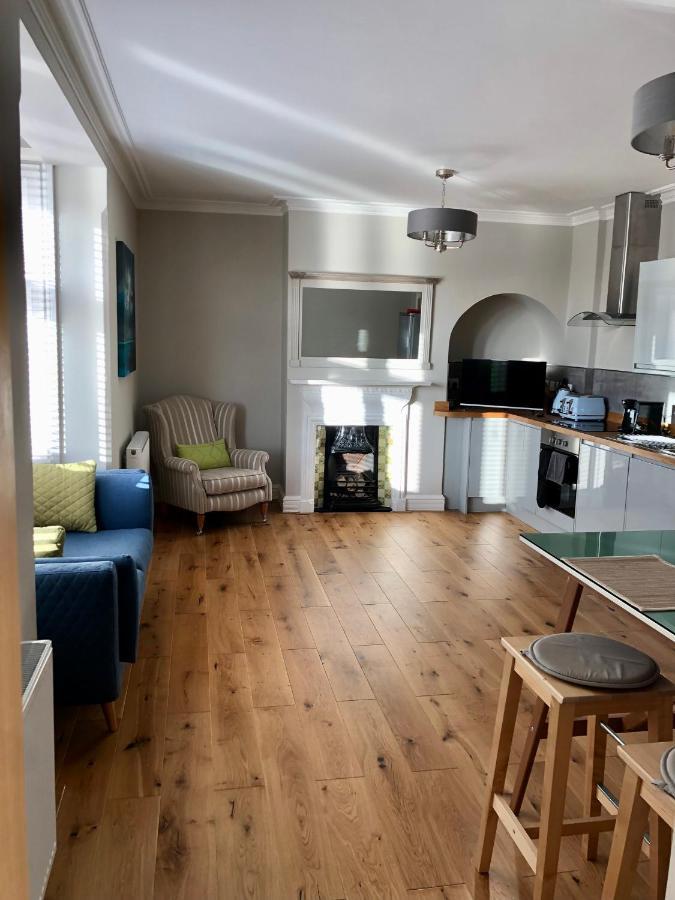 Stunning 2 Bed Georgian Apartment Swafield 外观 照片