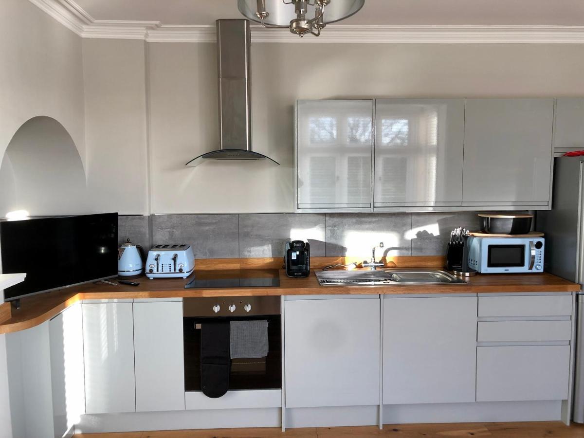 Stunning 2 Bed Georgian Apartment Swafield 外观 照片