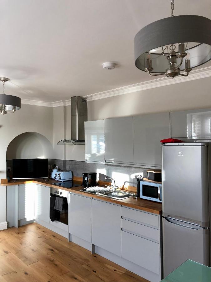 Stunning 2 Bed Georgian Apartment Swafield 外观 照片