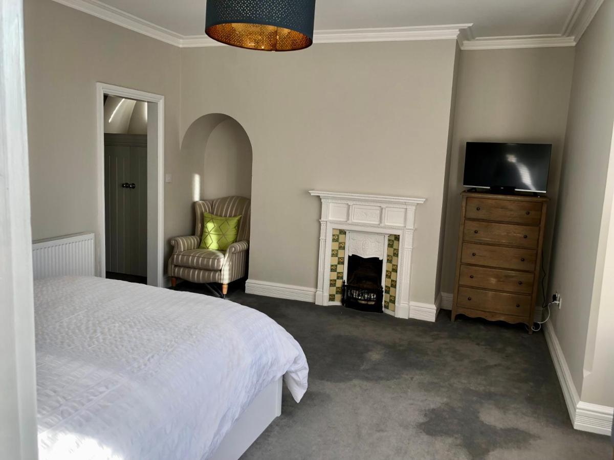 Stunning 2 Bed Georgian Apartment Swafield 外观 照片